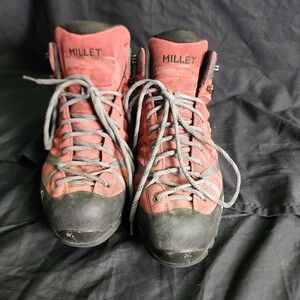 MILLET Red Walking Hiking Climbing Boots Men 12 Vibram Gore-tex vortex
